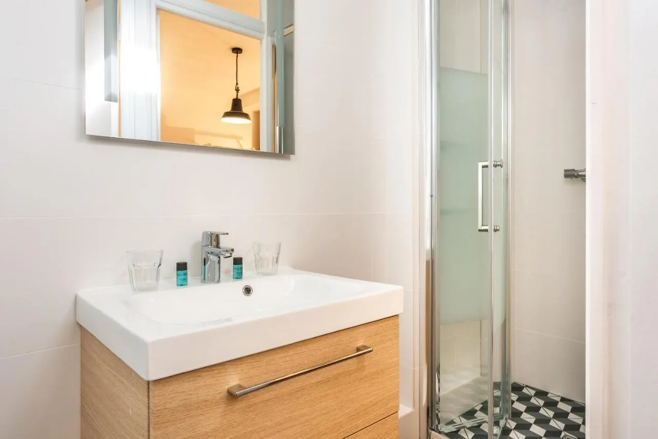 Design & New Loft In Heart Of شقة *